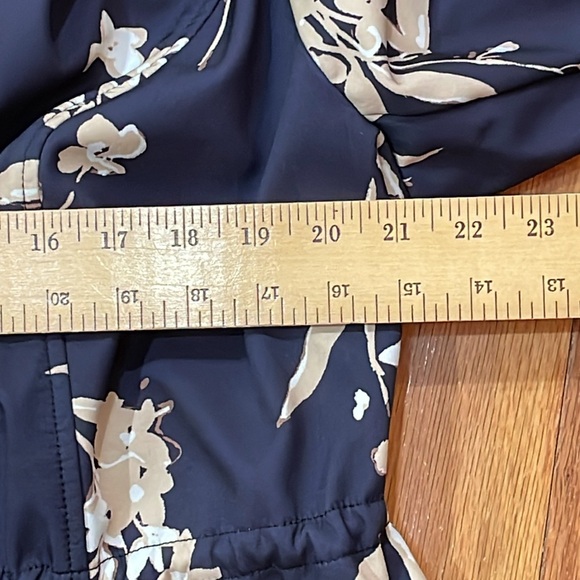 A Isaac Mizrahi Live Women’s Coat Size 1X Full Zipper Removable Hood Black Tan - Picture 8 of 13